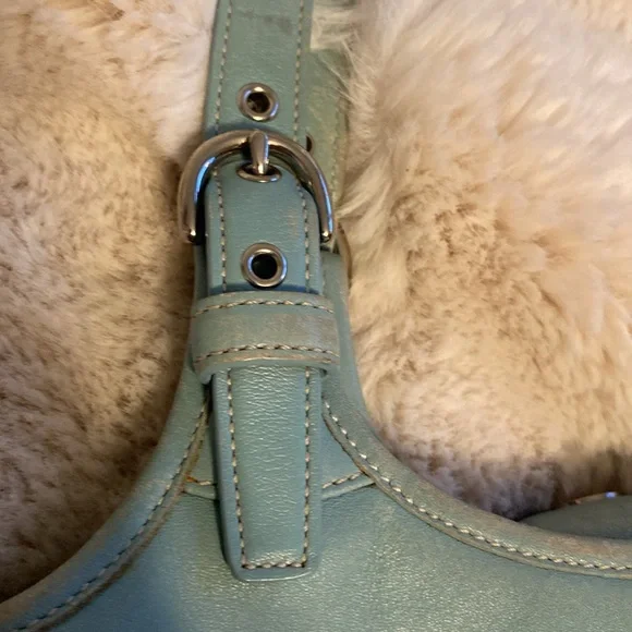 COACH Vintage Soho Slim #4983 Leather Lt. Blue Y2K Shoulder Bag Silver Hardware - Picture 10 of 13